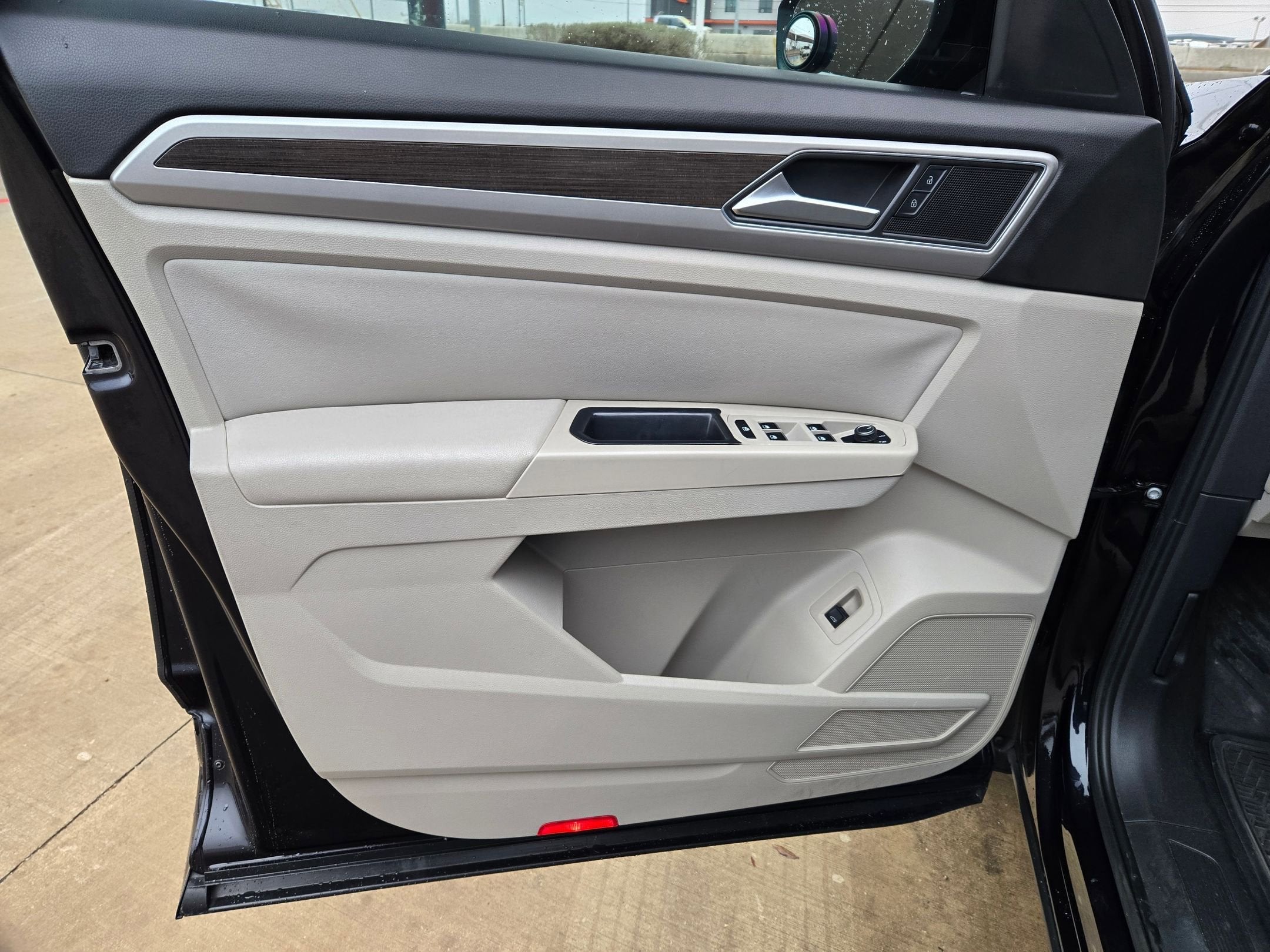 2018 Volkswagen Atlas 3.6L V6 SE w/Technology