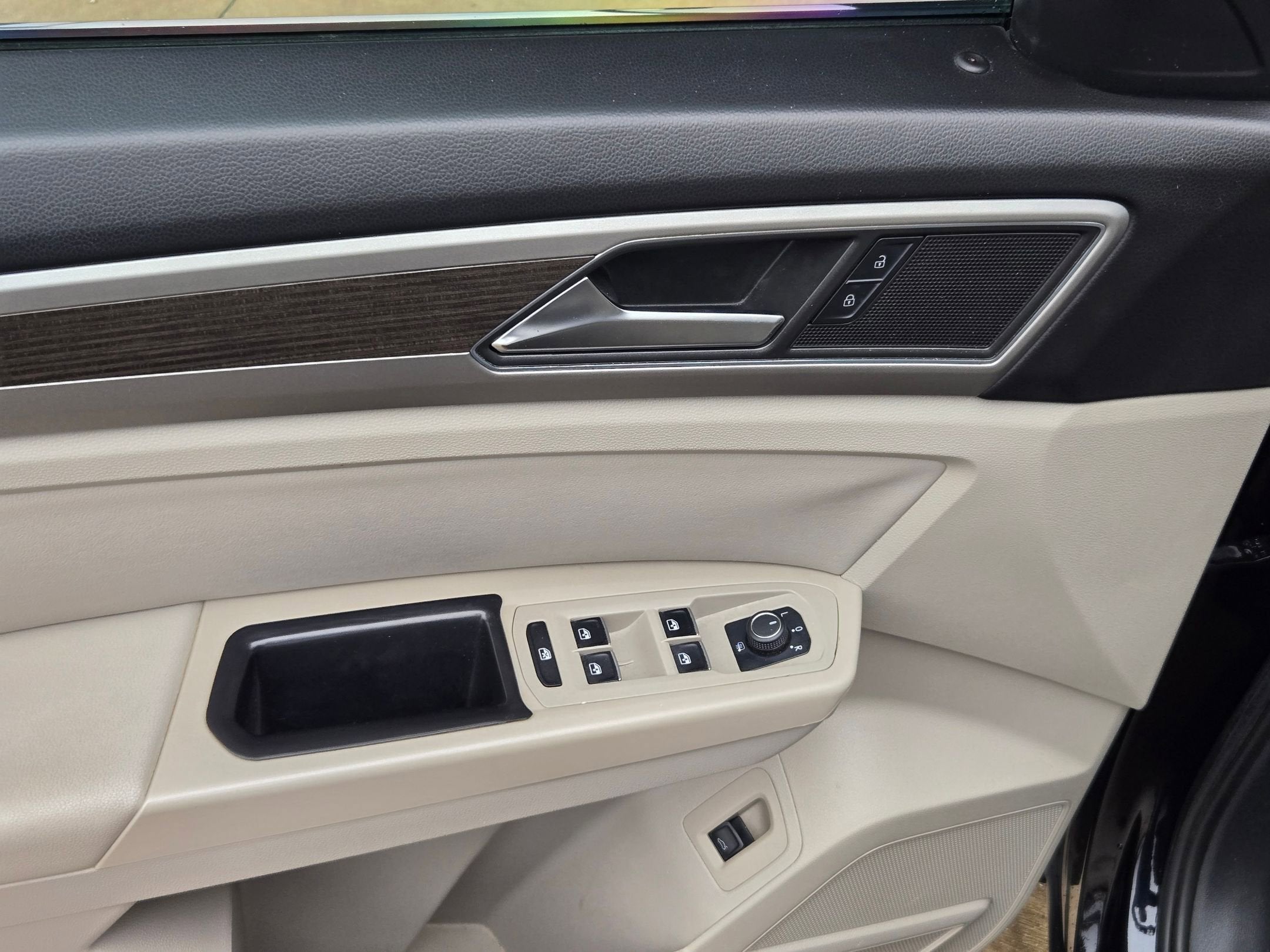 2018 Volkswagen Atlas 3.6L V6 SE w/Technology