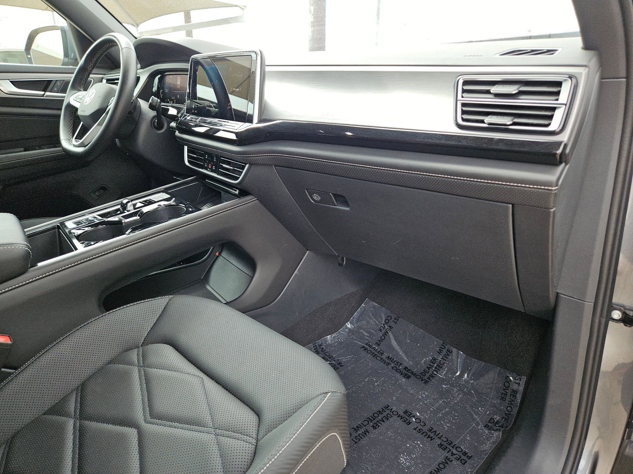 2025 Volkswagen Atlas Cross Sport 2.0T SE w/Technology