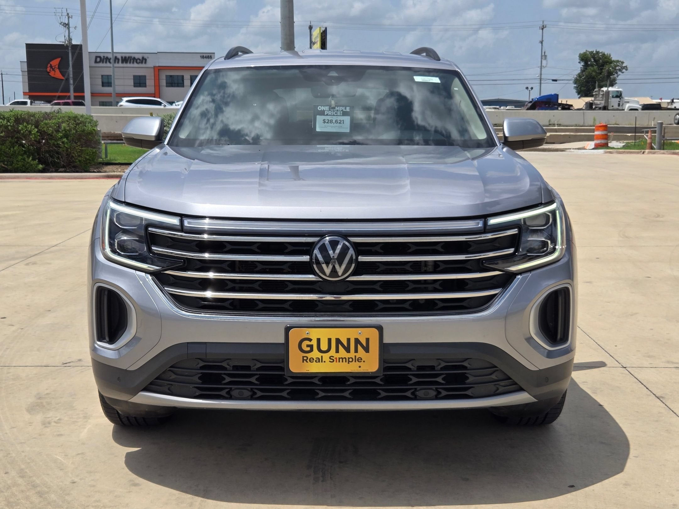2024 Volkswagen Atlas 2.0T SE w/Technology
