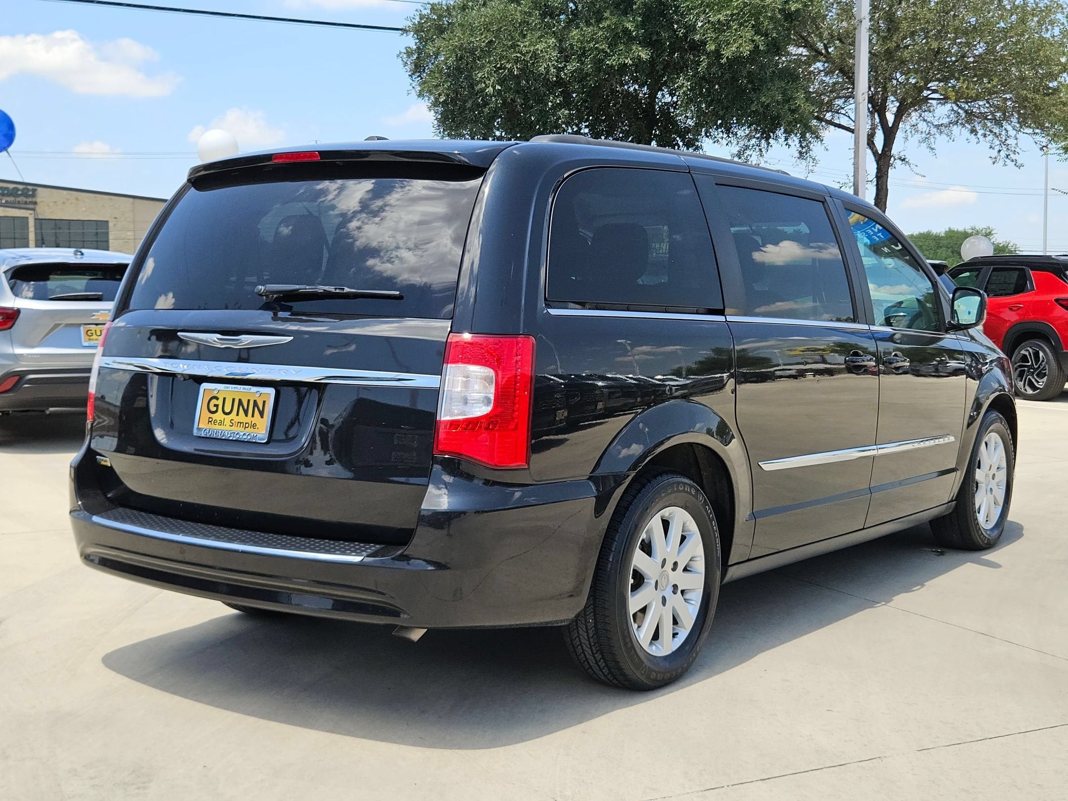 2016 Chrysler Town & Country Touring