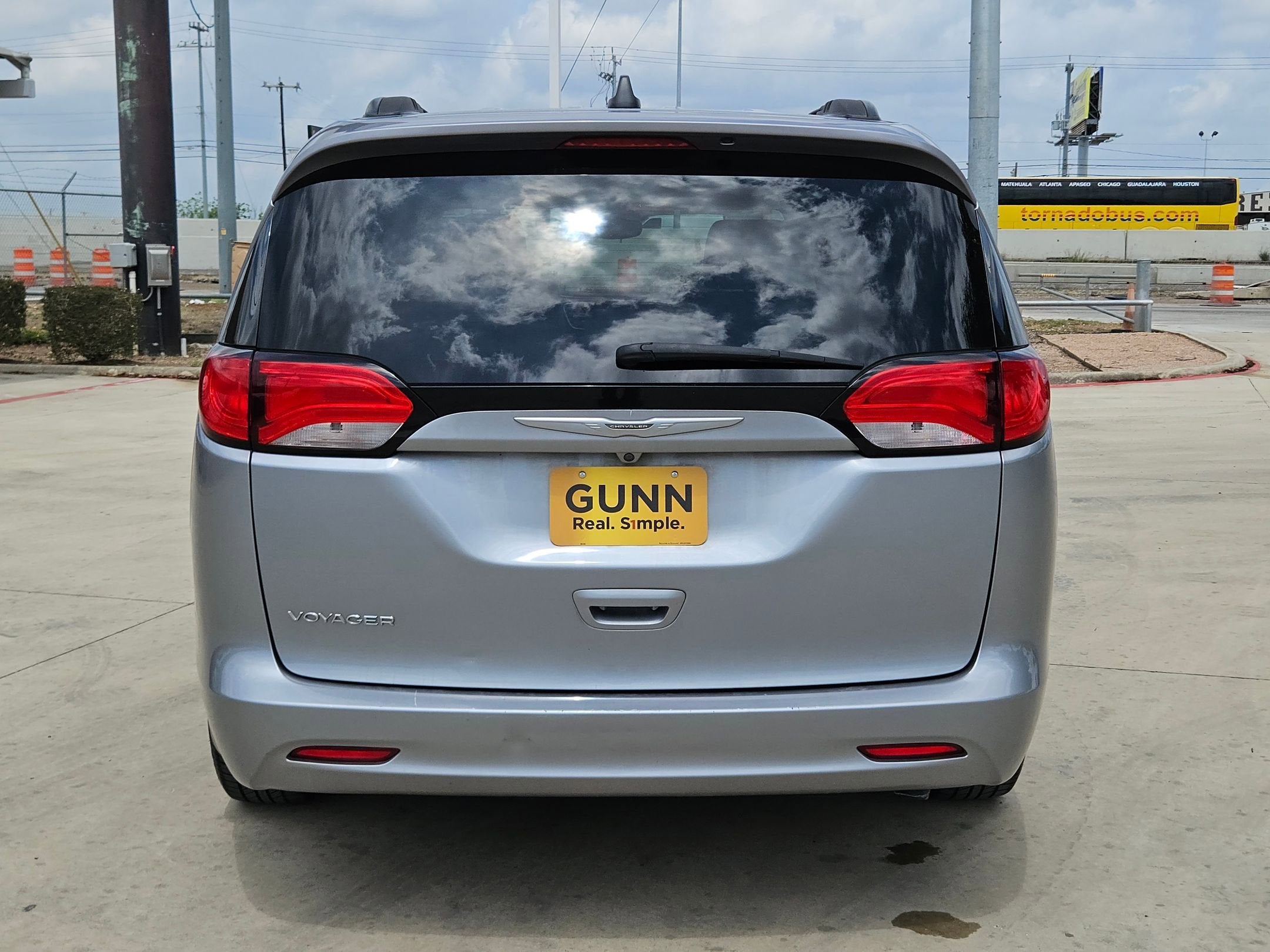 2021 Chrysler Voyager LXI