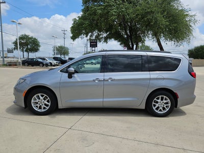 2021 Chrysler Voyager LXI