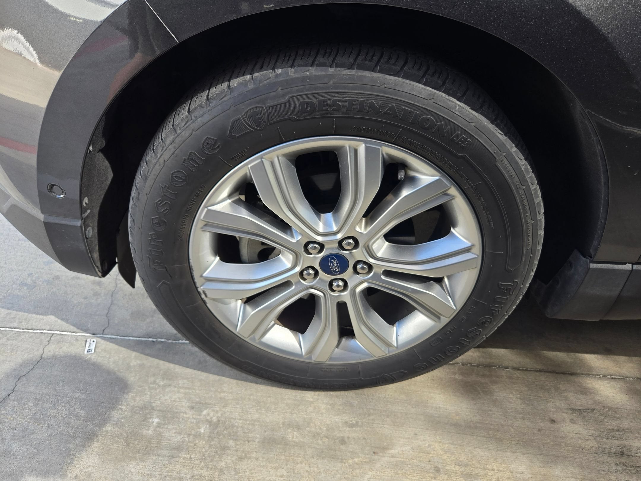 2020 Ford Edge Titanium