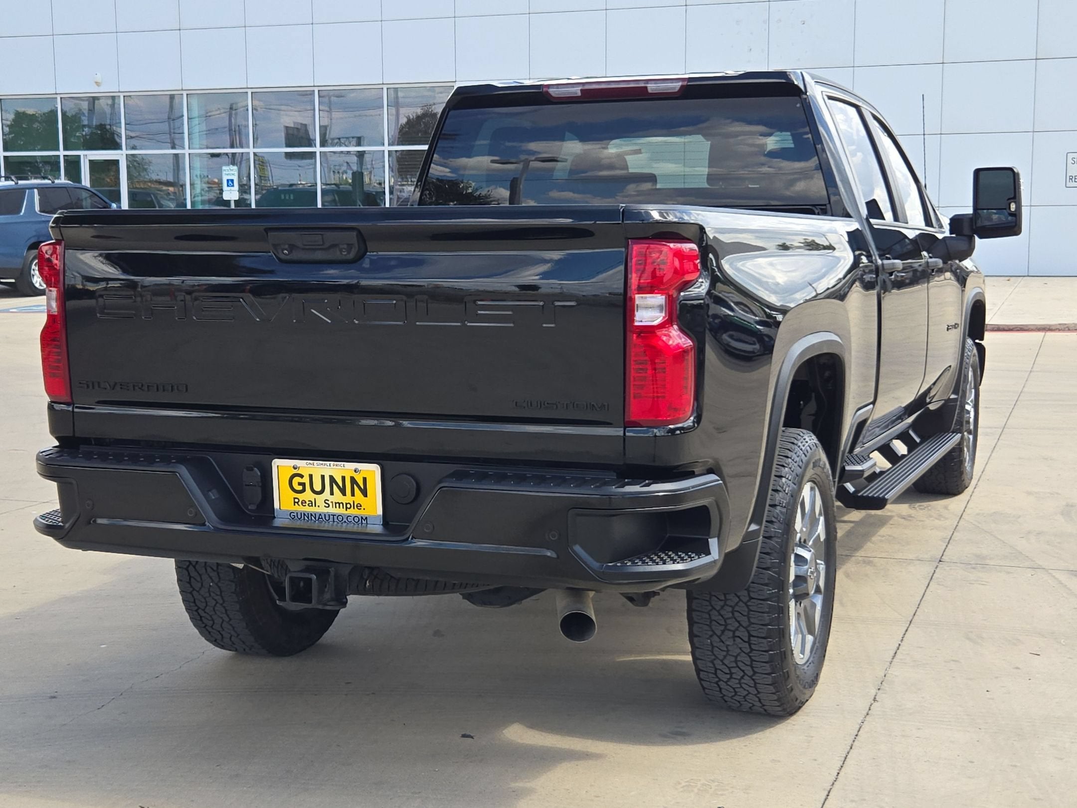 2024 Chevrolet Silverado 2500HD Custom