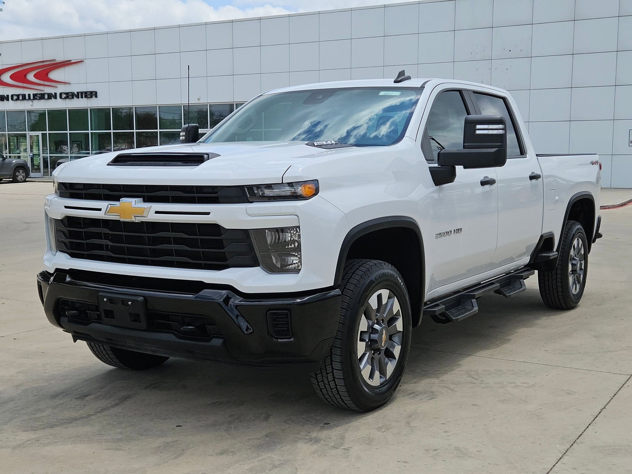 2024 Chevrolet Silverado 2500HD Custom