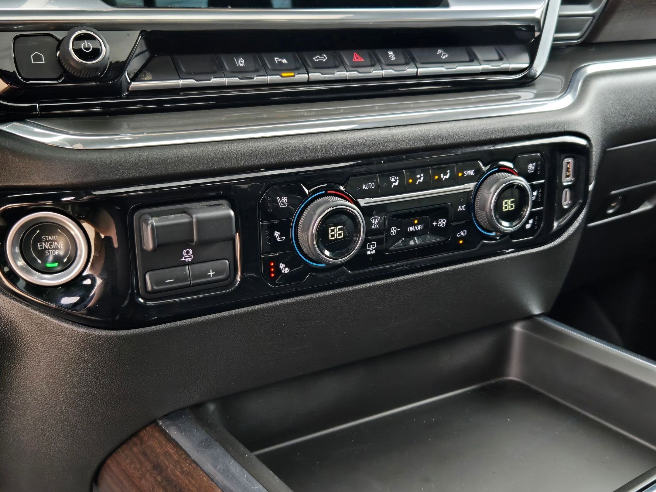 2024 Chevrolet Silverado 3500HD High Country