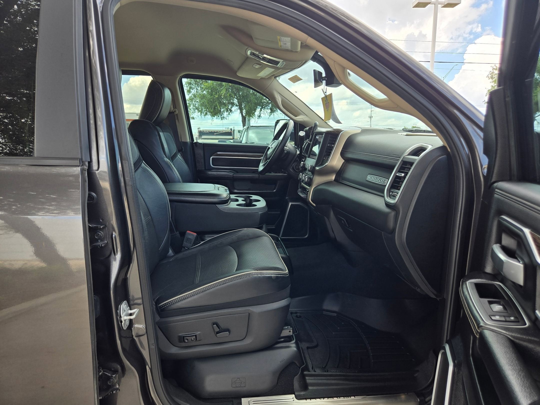 2020 RAM 2500 Laramie