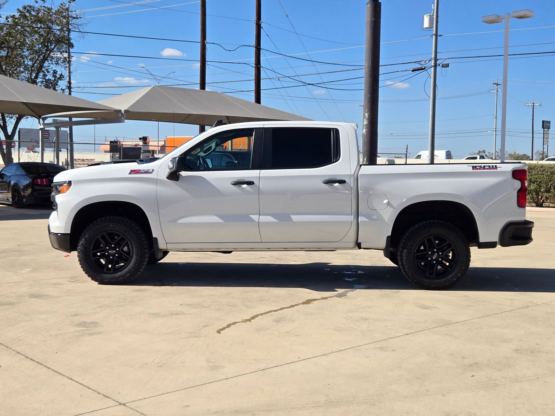 2023 Chevrolet Silverado 1500 Custom Trail Boss
