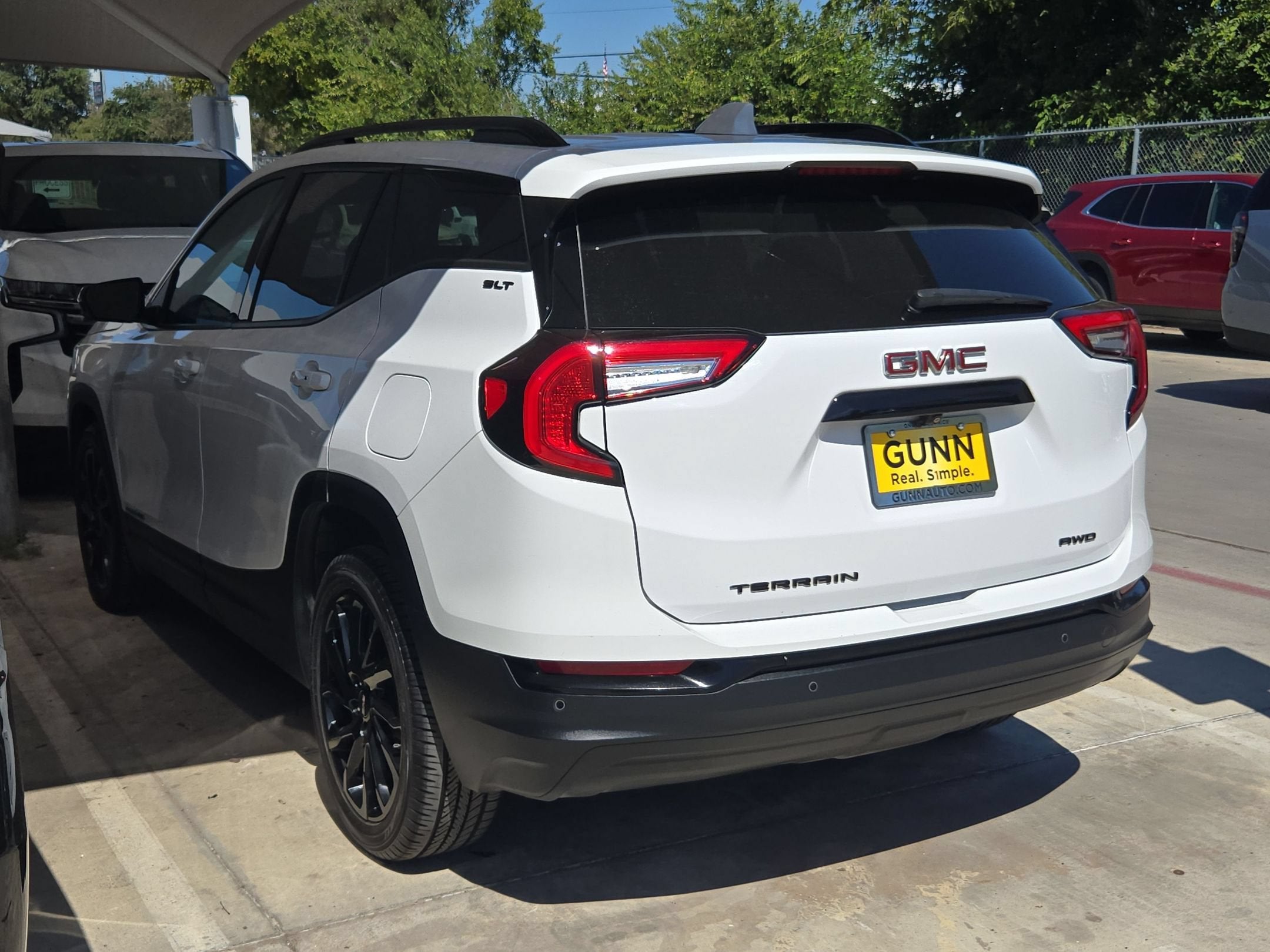 2024 GMC Terrain SLT