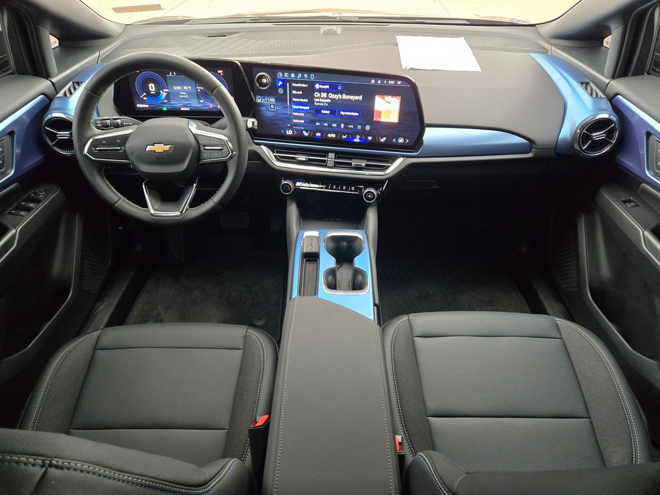 2026 Chevrolet Equinox LT2 w/PDE