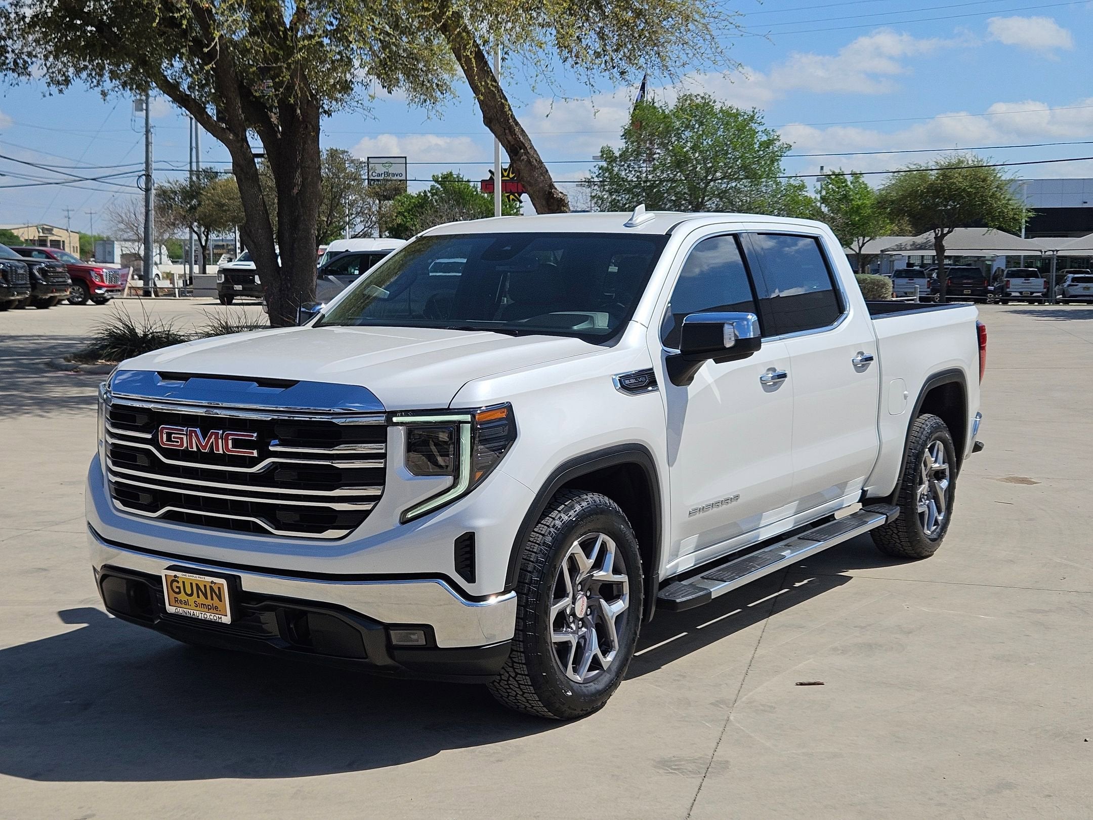 2022 GMC Sierra 1500 SLT