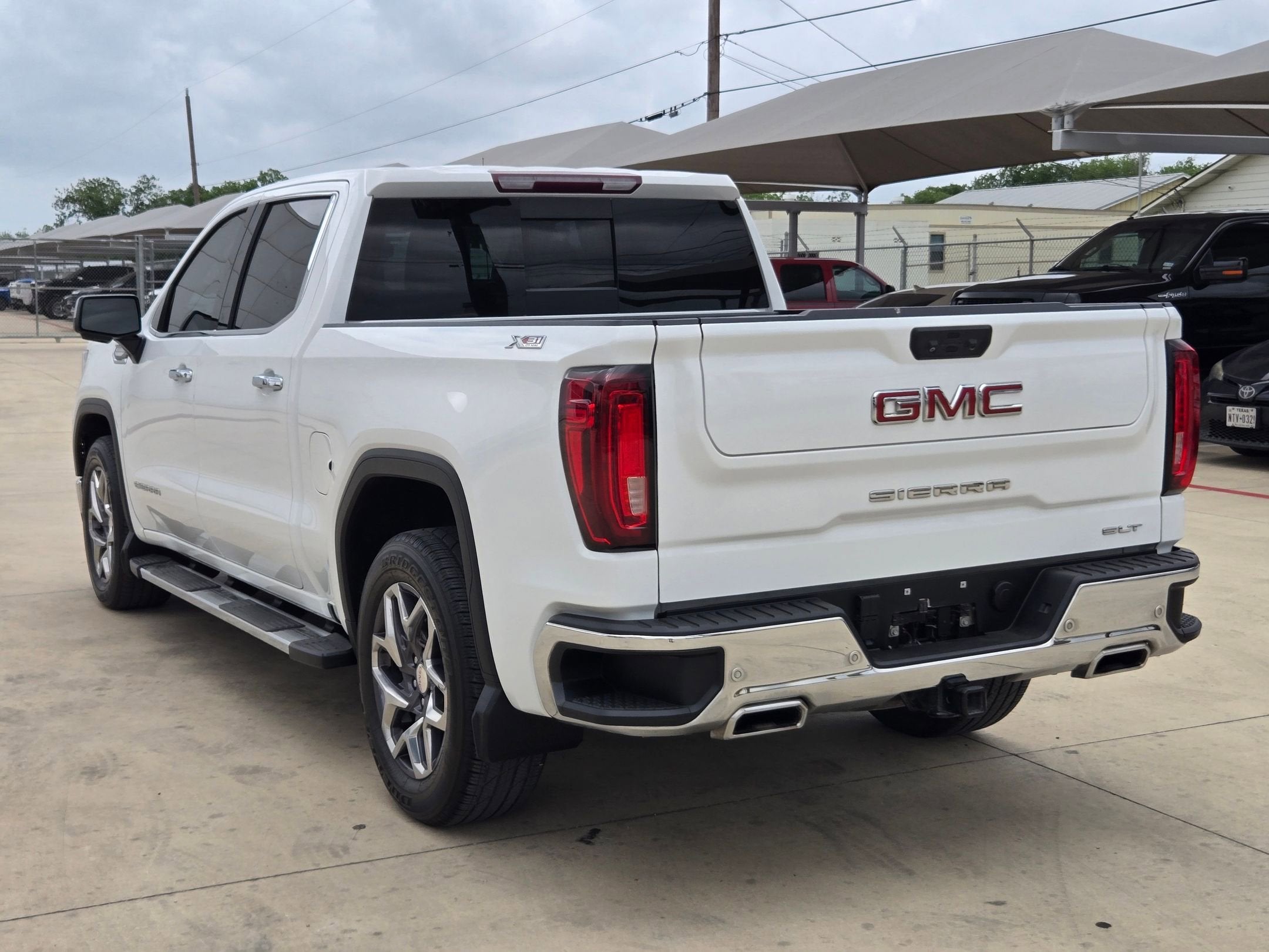 2022 GMC Sierra 1500 SLT