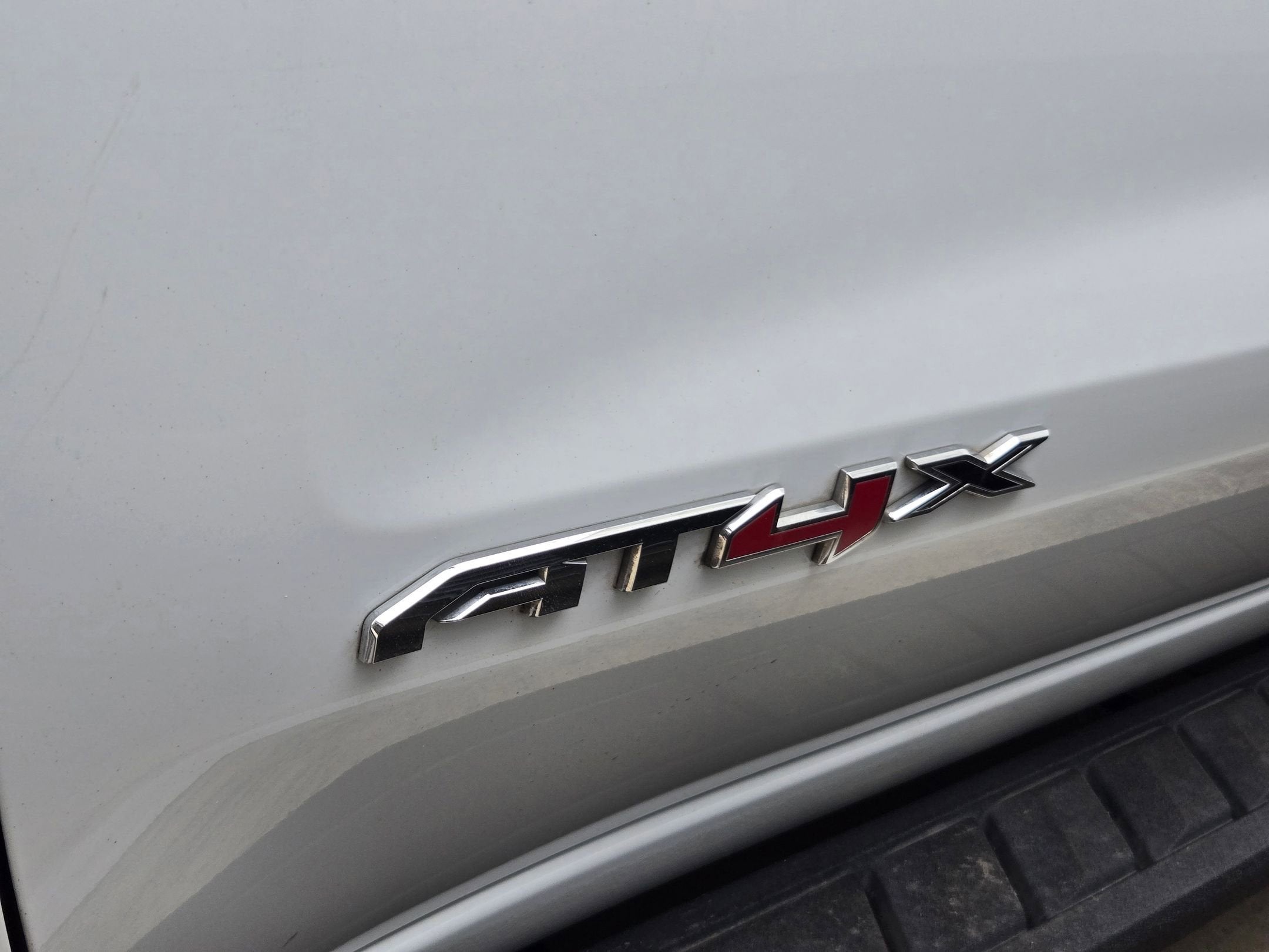 2024 GMC Sierra 1500 AT4X