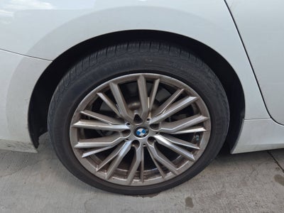 2024 BMW 3 Series 330i