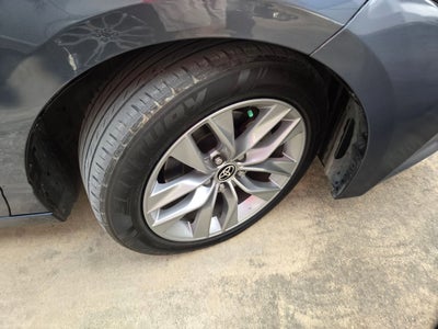 2022 Toyota Avalon XLE