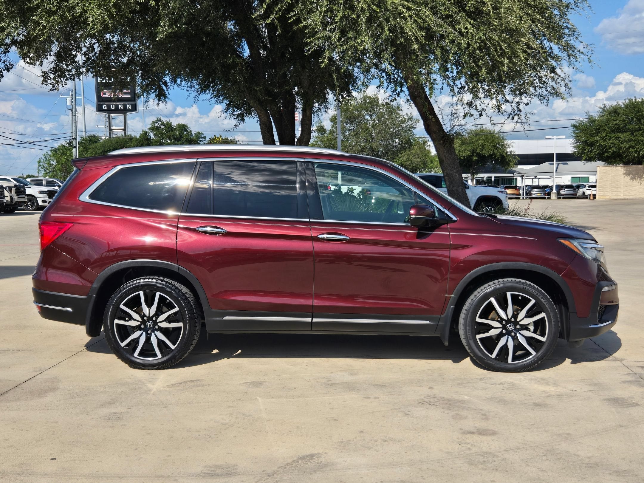 2019 Honda Pilot Touring 8-Passenger