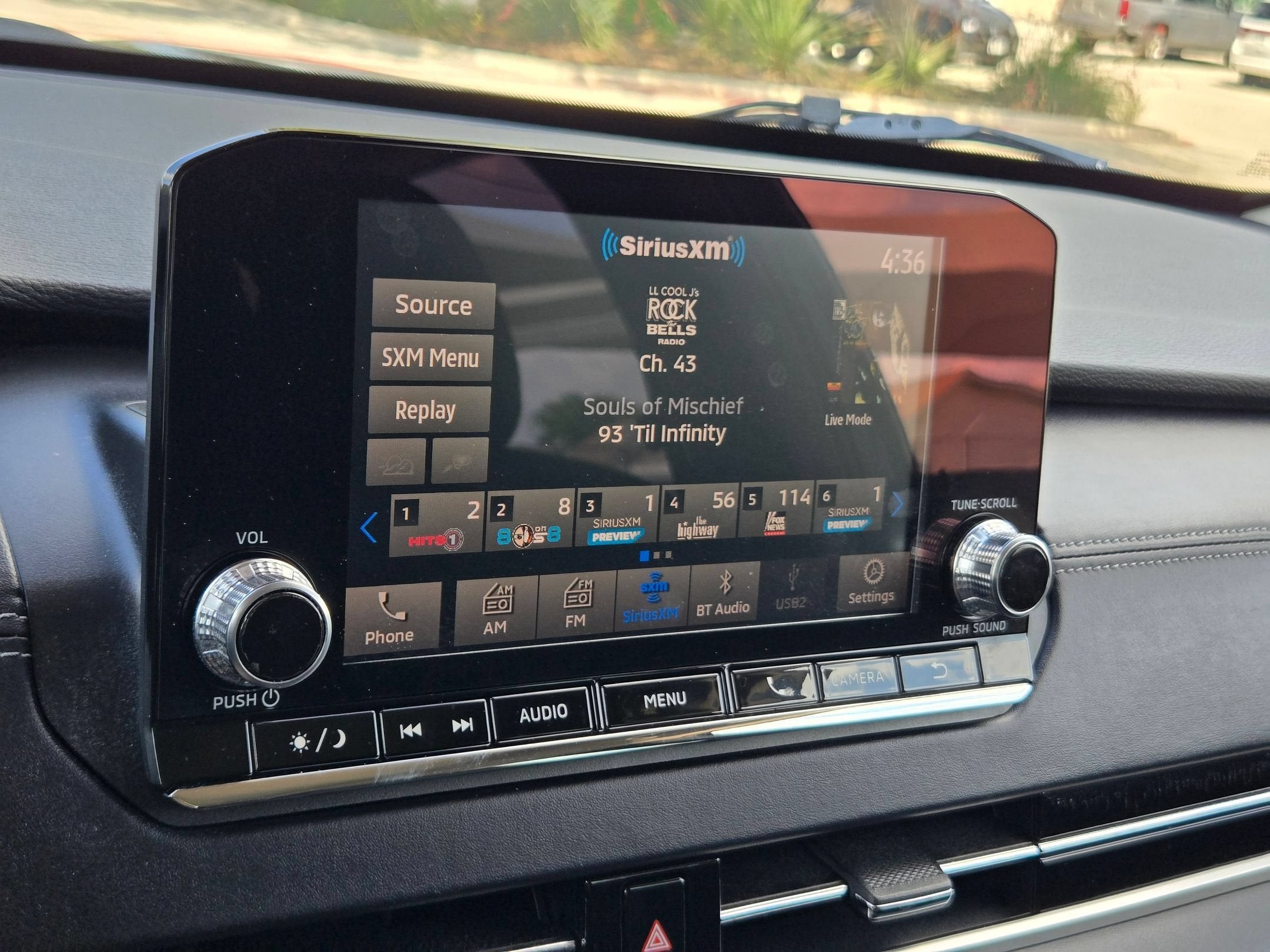 2023 Mitsubishi Outlander ES