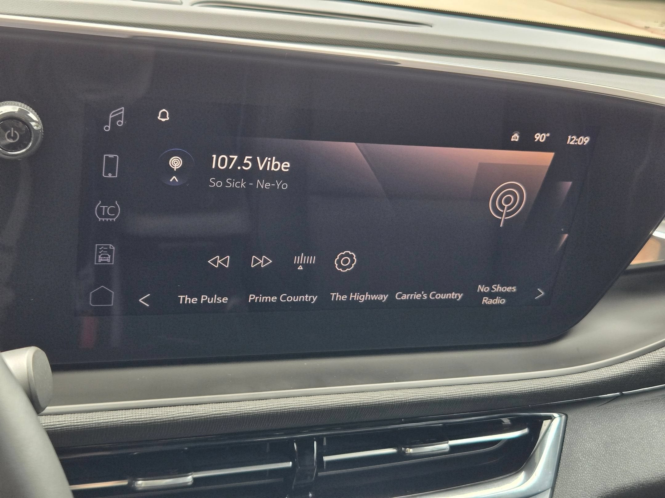 2025 Buick Envista Sport Touring
