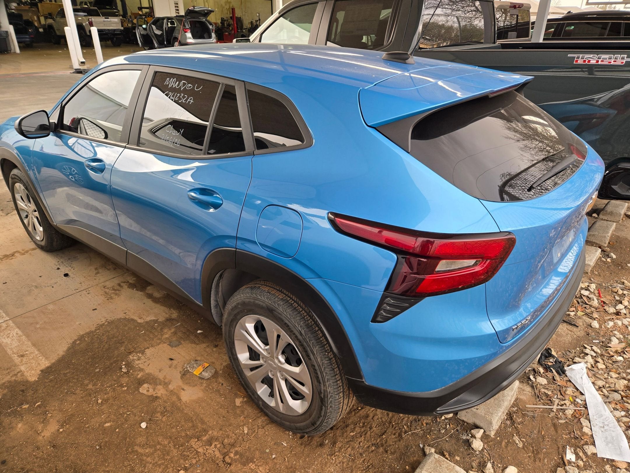 2025 Chevrolet Trax LS