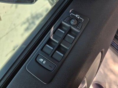 2023 Land Rover Discovery Sport S R-Dynamic