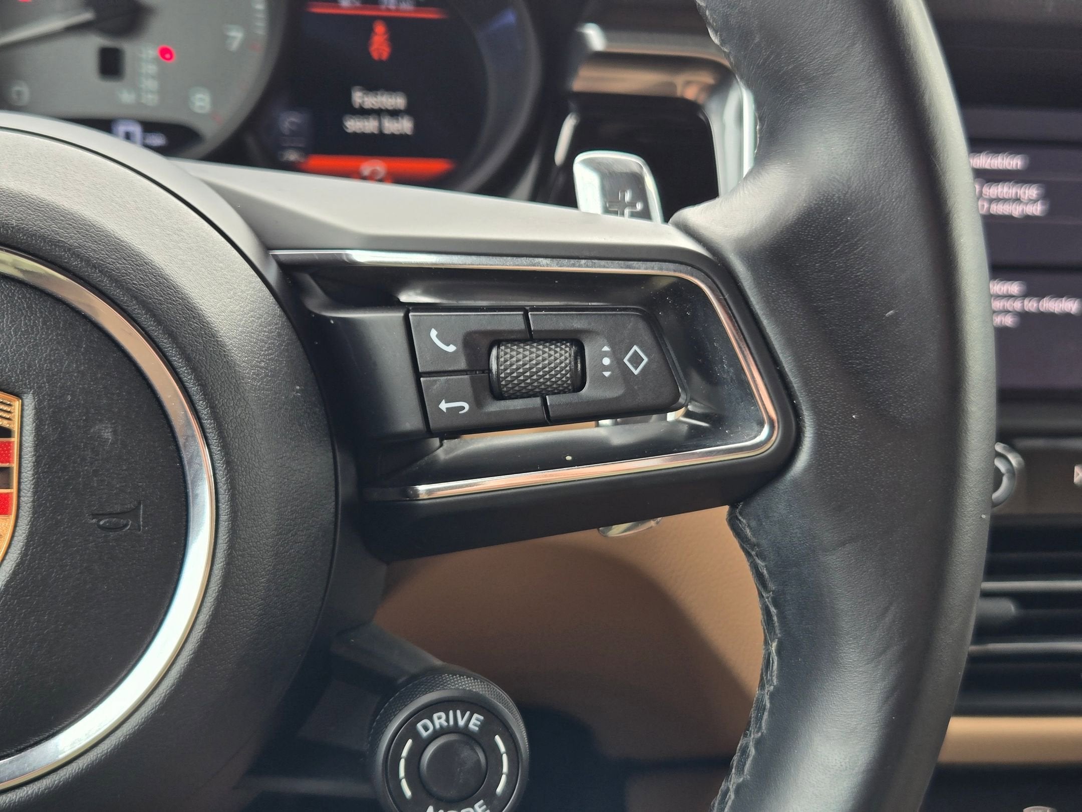 2023 Porsche Macan S