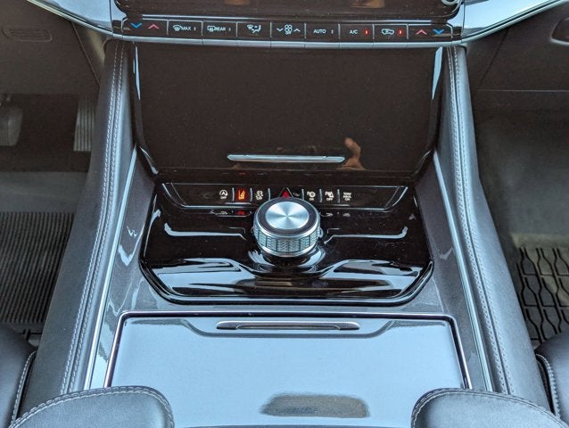 2023 Jeep Wagoneer L Base