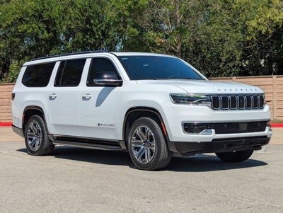 2023 Jeep Wagoneer L Base