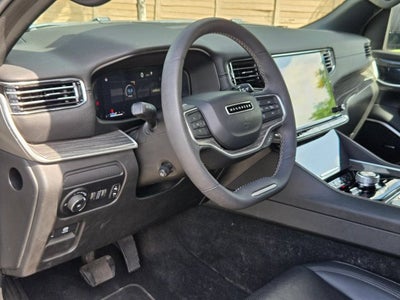 2022 Jeep Wagoneer Series II