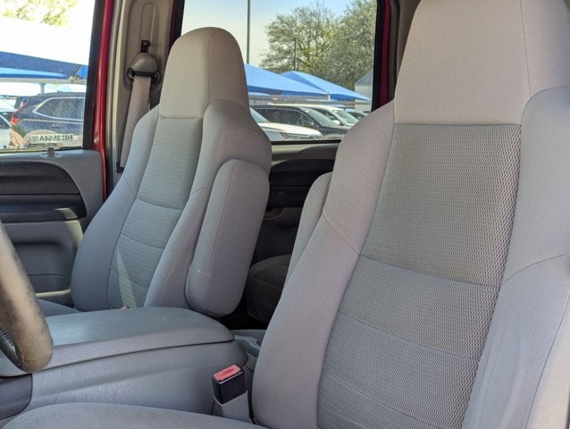 2005 Ford Excursion Base