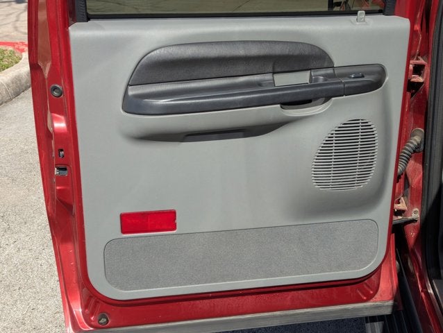 2005 Ford Excursion Base