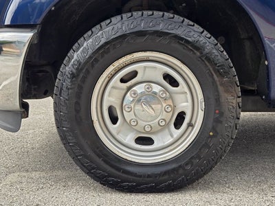 2011 Ford Super Duty F-250 SRW Base