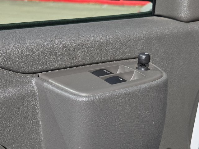 2025 Chevrolet Express Passenger LT