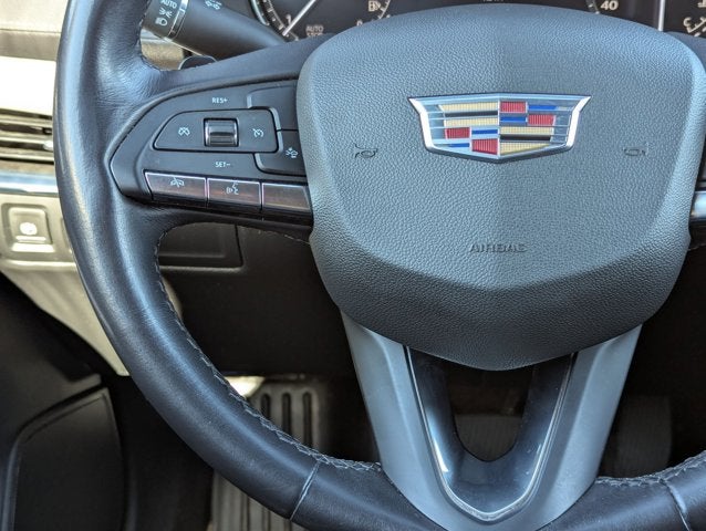 2023 Cadillac XT4 FWD Premium Luxury