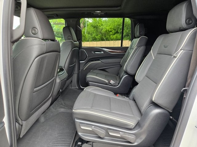 2024 Cadillac Escalade ESV 4WD Premium Luxury