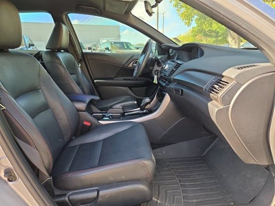 2017 Honda Accord Sedan Sport SE