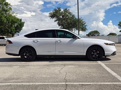2025 Honda Accord Sedan SE