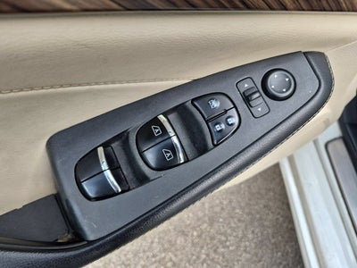 2017 Nissan Maxima Platinum