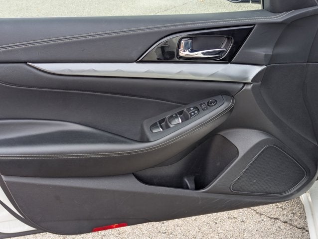 2023 Nissan Maxima SV