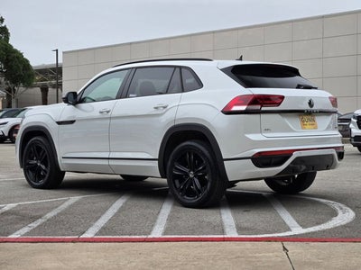 2023 Volkswagen Atlas Cross Sport 2.0T SEL R-Line Black