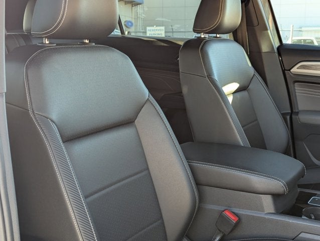 2023 Volkswagen Atlas Cross Sport 2.0T SE w/Technology