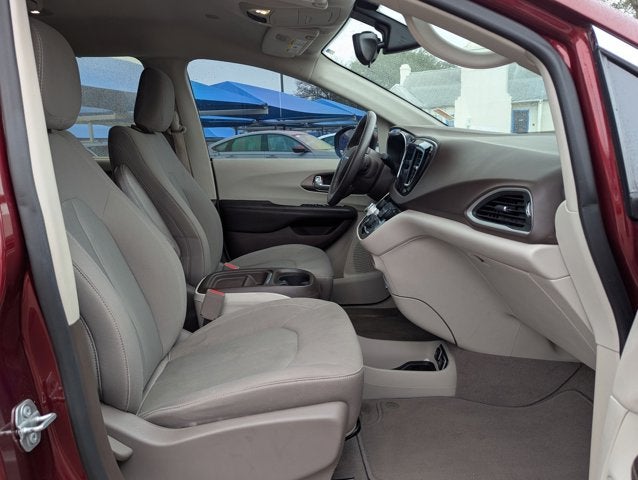 2017 Chrysler Pacifica Touring Plus