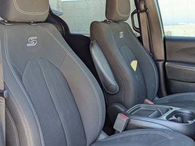 2018 Chrysler Pacifica Touring Plus