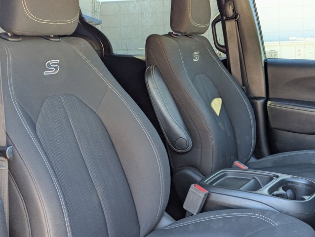 2018 Chrysler Pacifica Touring Plus