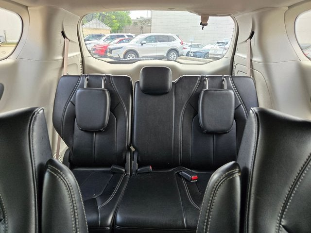 2023 Chrysler Pacifica Hybrid Touring L