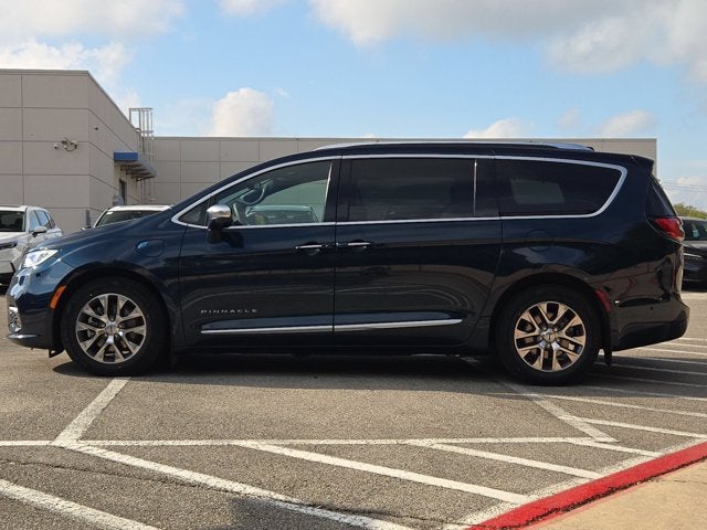 2022 Chrysler Pacifica Hybrid Pinnacle