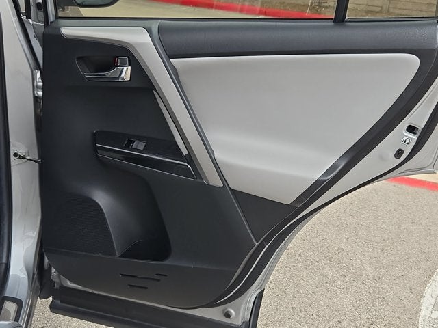 2018 Toyota RAV4 Base