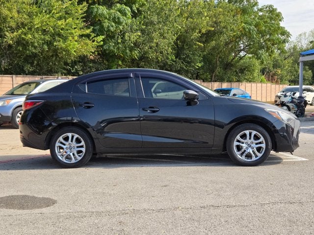 2018 Toyota Yaris iA Base