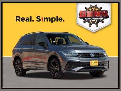 2022 Volkswagen Tiguan SE R-Line Black