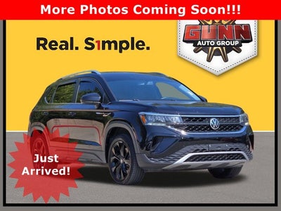 2022 Volkswagen Taos SE